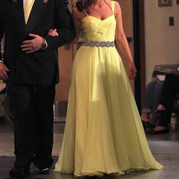 Yellow Jovani Prom/Pageant Dress - Picture 1 of 2